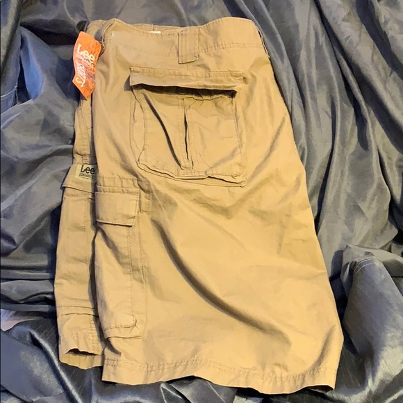 Lee Dungarees Wyoming cargo shorts 🩳 - Picture 5 of 9